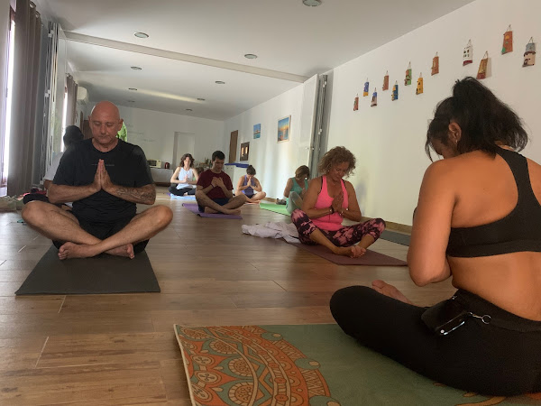 Retiro de Bienestar Emocional, Meditación y Yoga